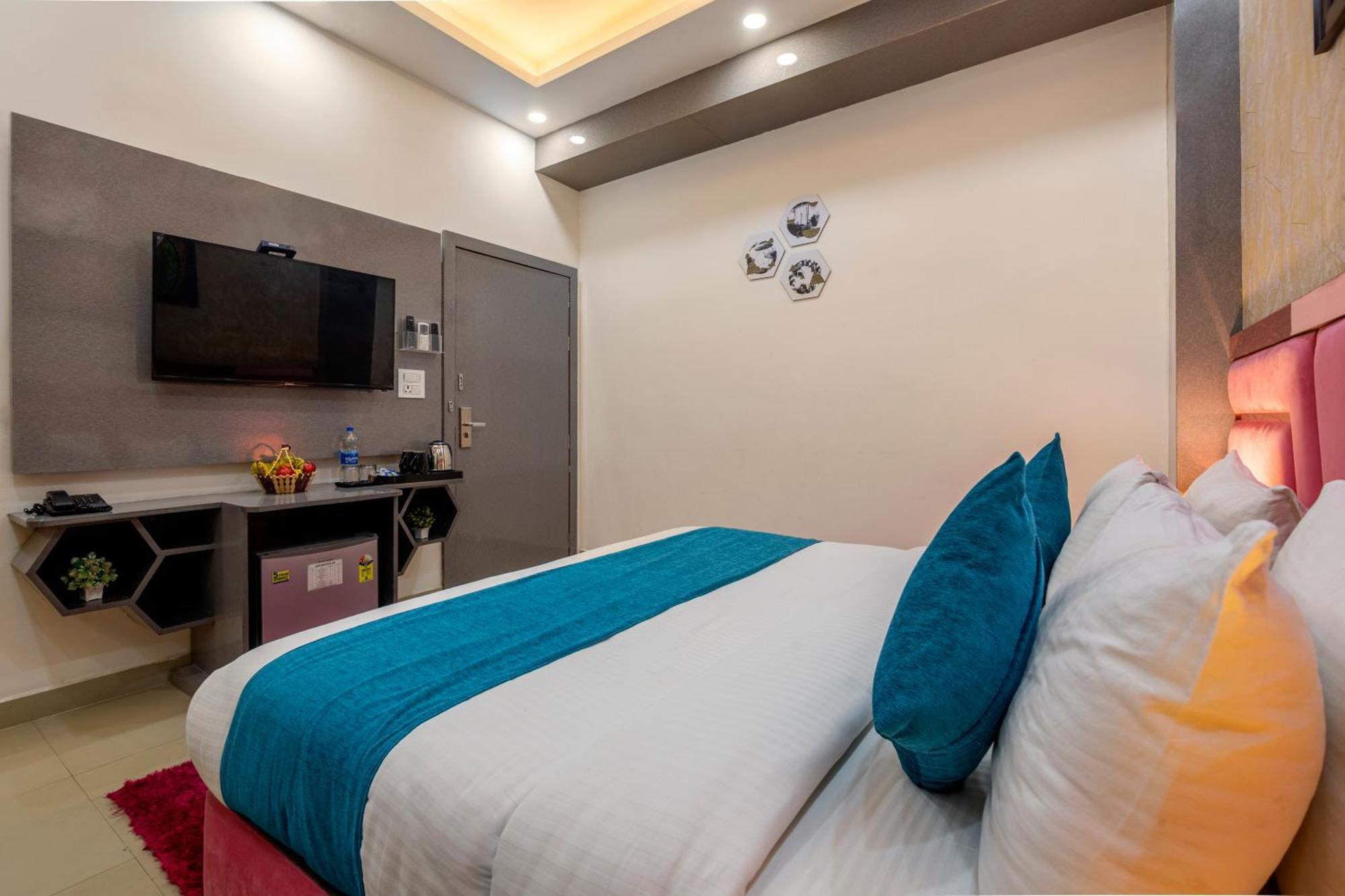 Shree Jee Hotel - Nit Faridabad Exterior photo